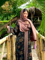 ইম্পোর্টেড জুম ফ্যাব্রিক ফ্লোরাল প্রিন্ট বোরকা